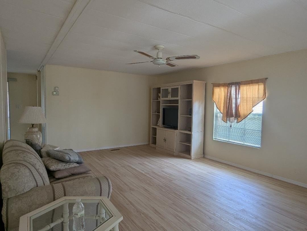 71 W Caribbean - Photo 3 of 17