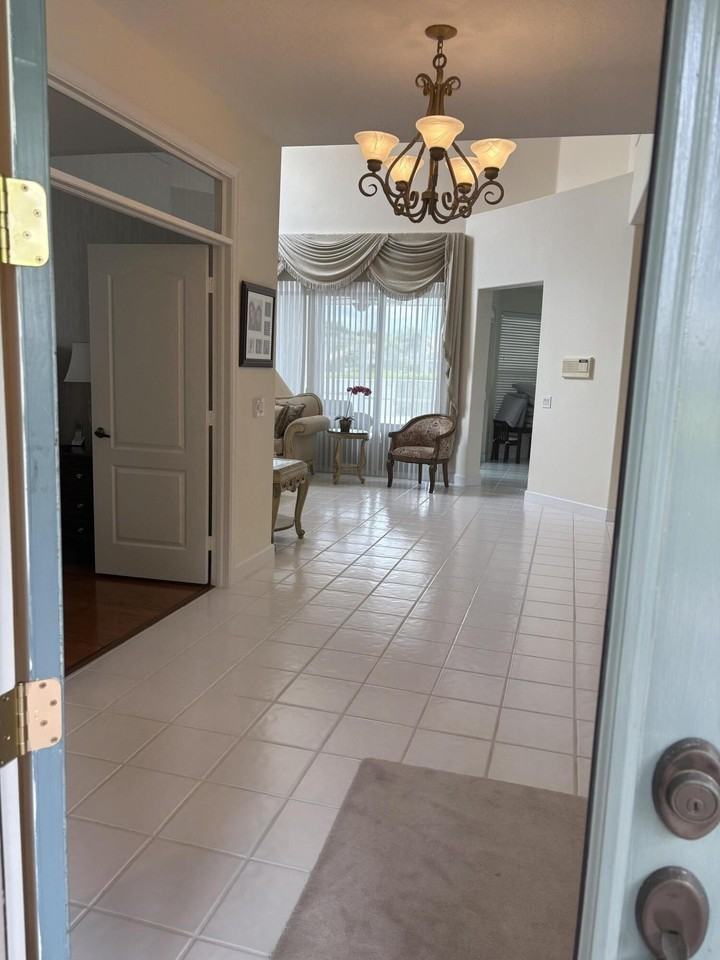 927 Augusta Pointe Dr - Photo 5 of 50