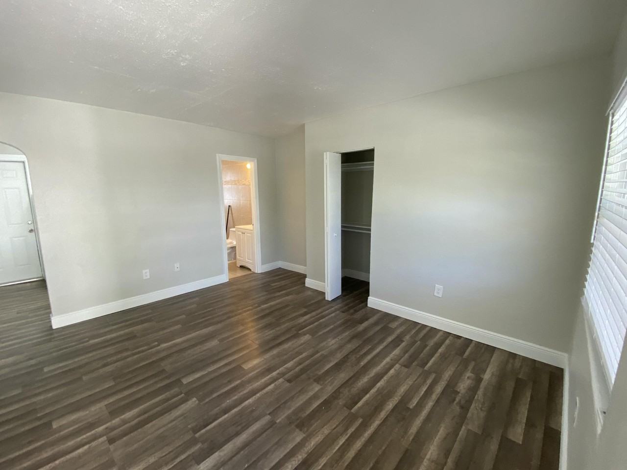 605 N Federal Hwy Apt 1 - Photo 4 of 9