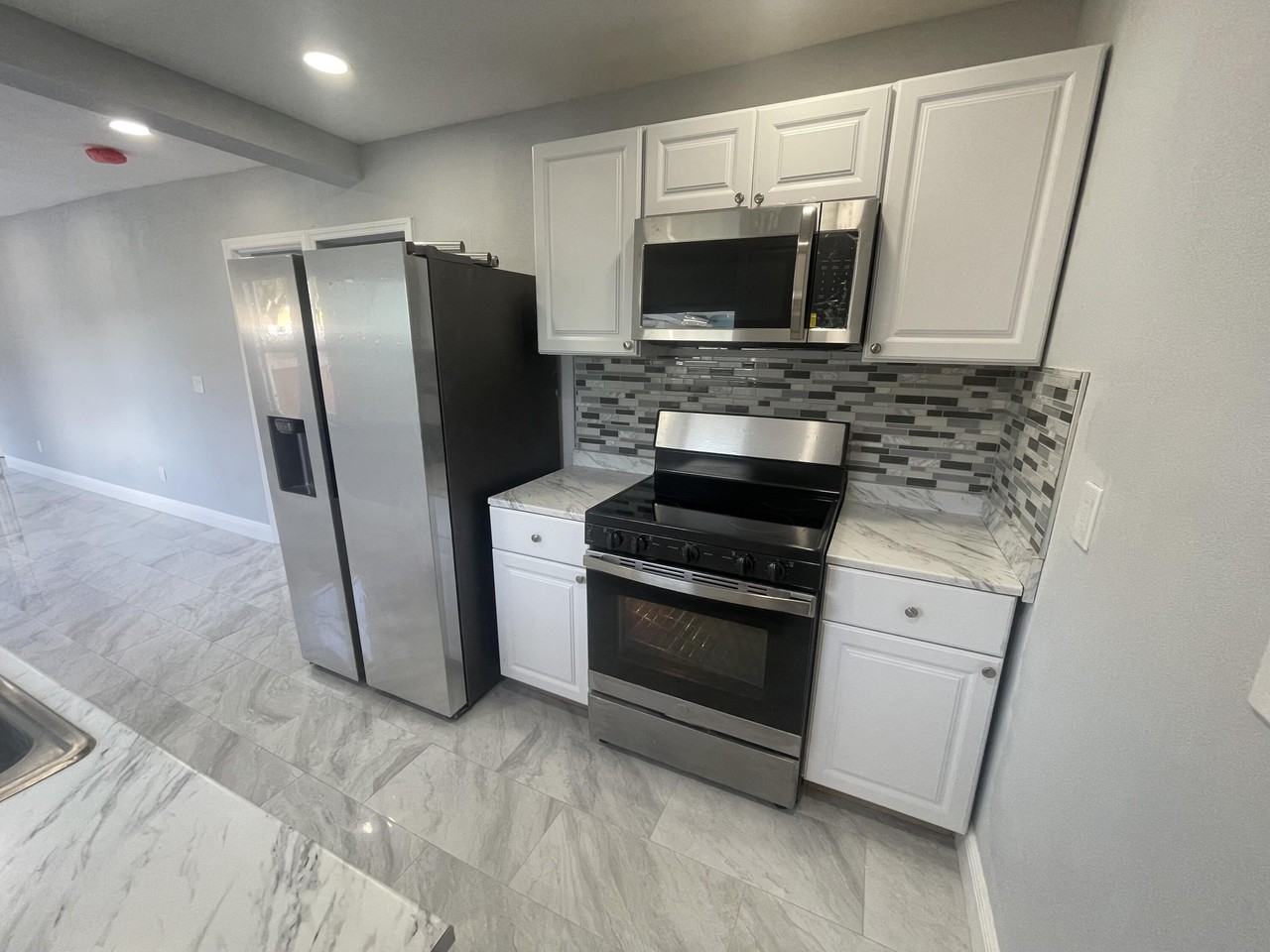 508 Means Ct Unit A - Photo 5 of 8