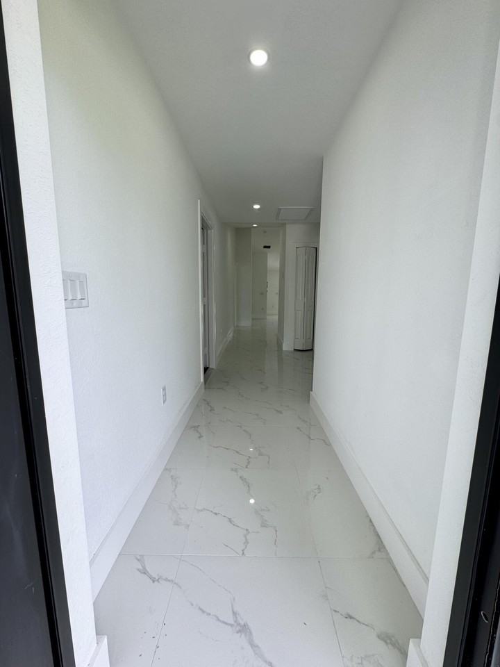 668 Chemstrand St E Unit 668 - Photo 2 of 35