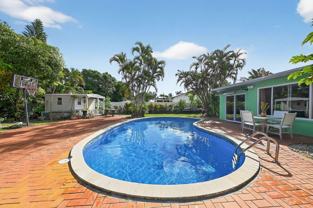 407 Highwood Cir - Photo 1 of 1