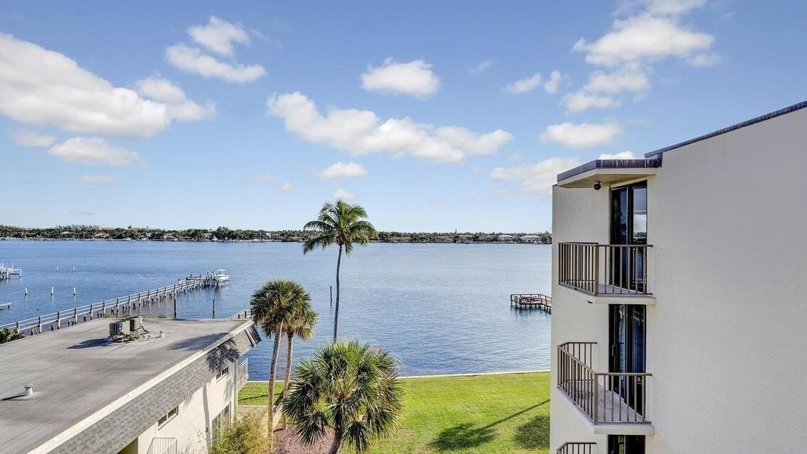 1202 S Lake Dr #501