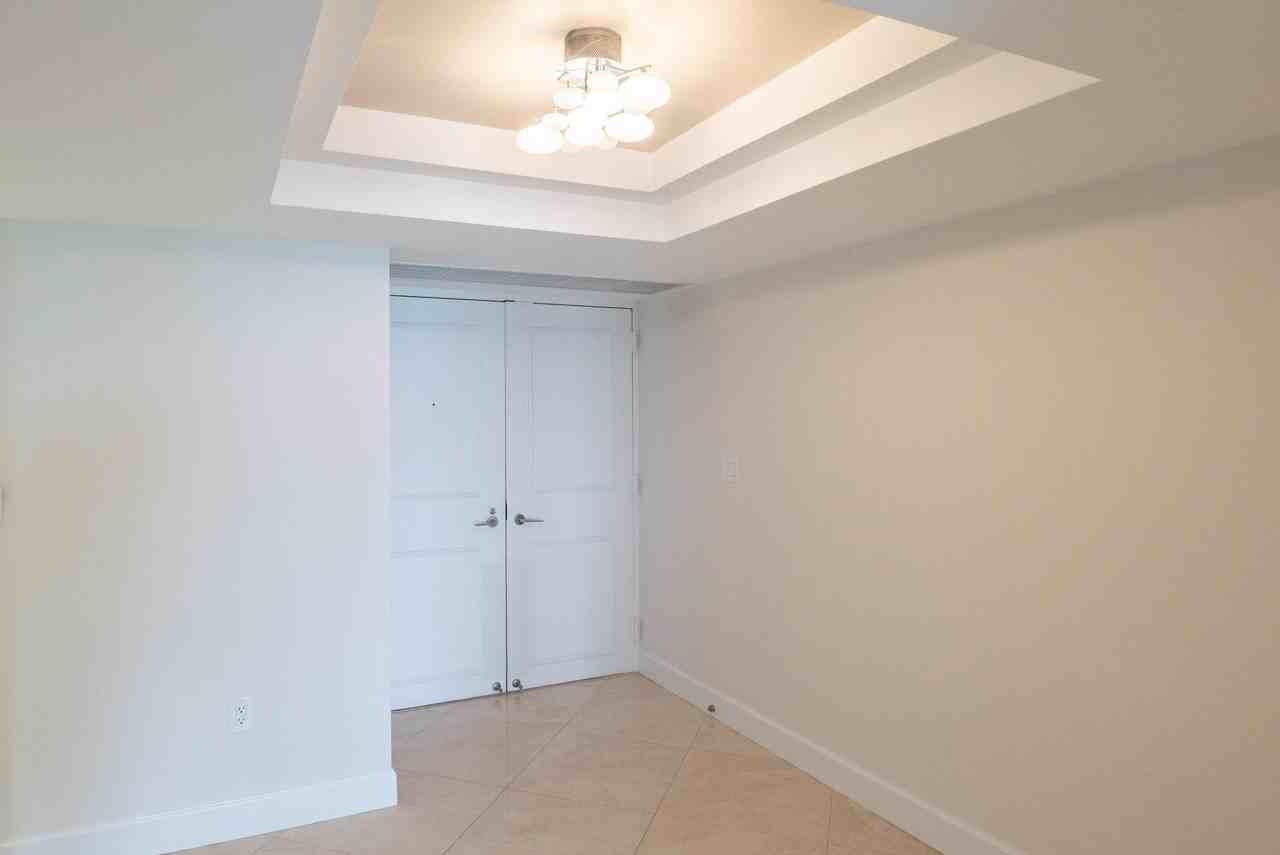 5070 N Ocean Dr Apt 10a - Photo 3 of 39