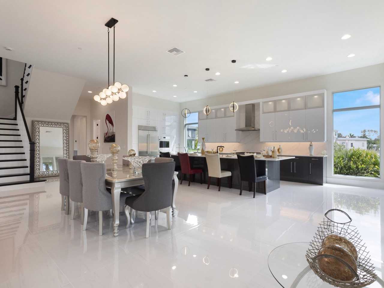 9124 Coral Isles Cir