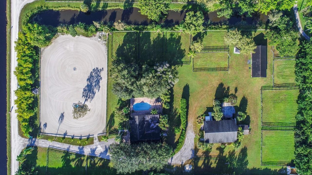 13409 60th St S - Photo 2 of 50