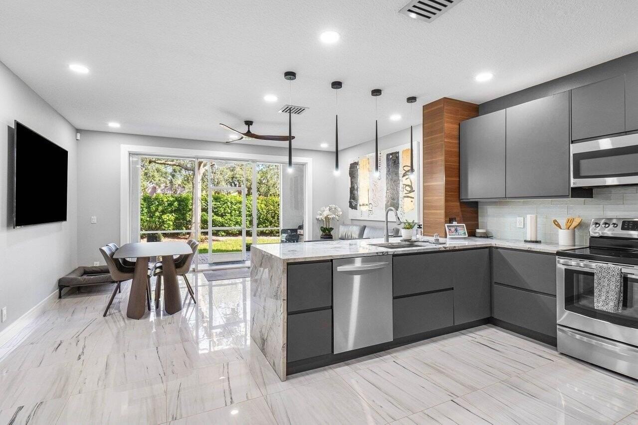 9893 Porta Leona Ln - Photo 2 of 33