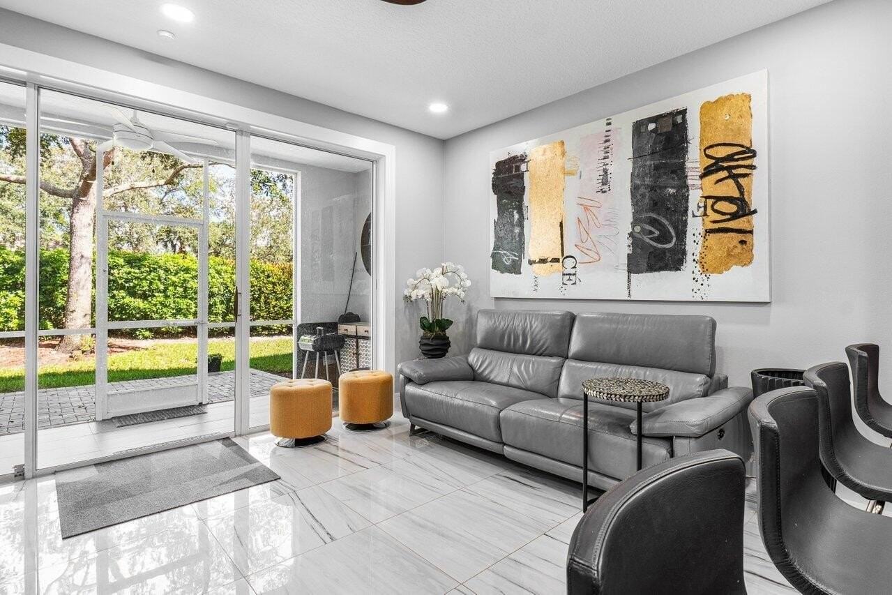 9893 Porta Leona Ln - Photo 6 of 33