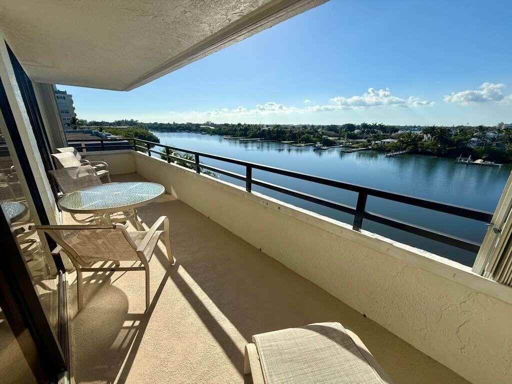 3555 S Ocean Blvd Apt 513 - Photo 4 of 32