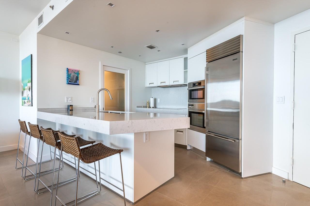 400 Alton Rd Apt 1808 - Photo 3 of 15