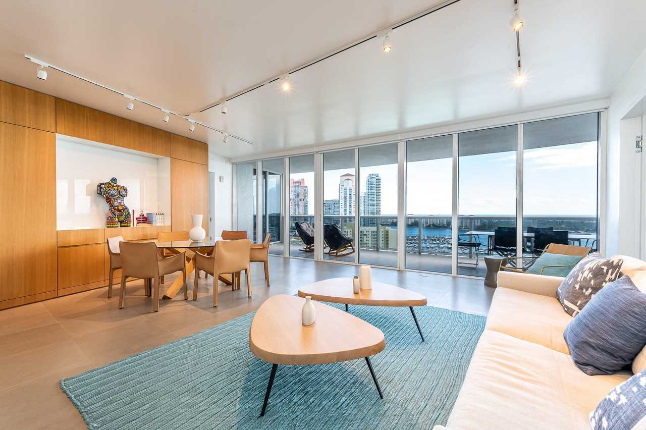 400 Alton Rd Apt 1808 - Photo 5 of 15