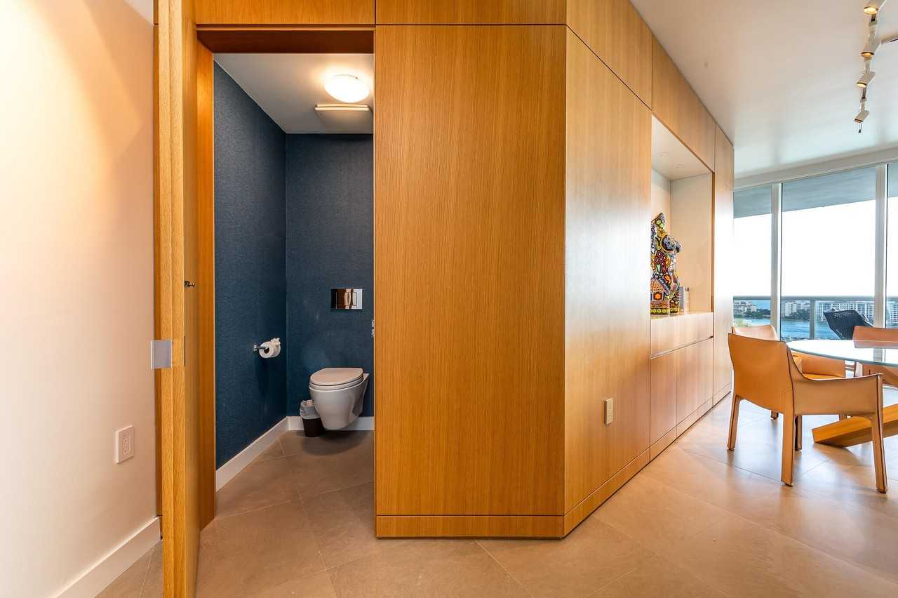 400 Alton Rd Apt 1808 - Photo 7 of 15