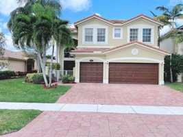 featured image of 10454 Galleria St