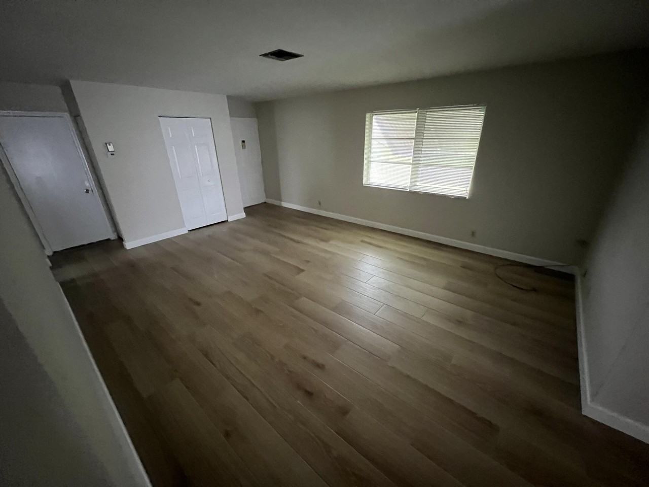 500 Nw 53rd St - Photo 5 of 21