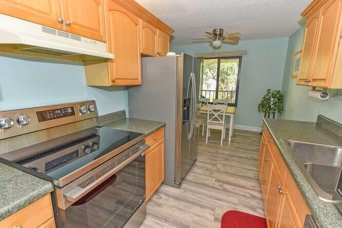 150 Pineview Rd Apt L6 - Photo 3 of 22