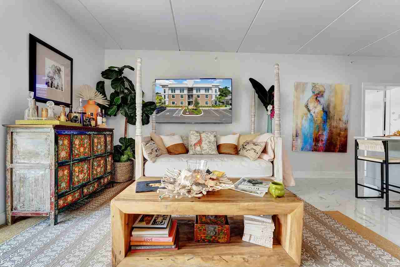 250 W Hidden Valley Blvd Unit 3 - Photo 7 of 28