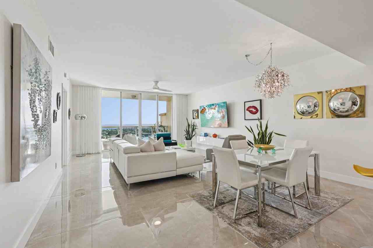 2640 Lake Shore Dr Unit 2312 - Photo 5 of 50