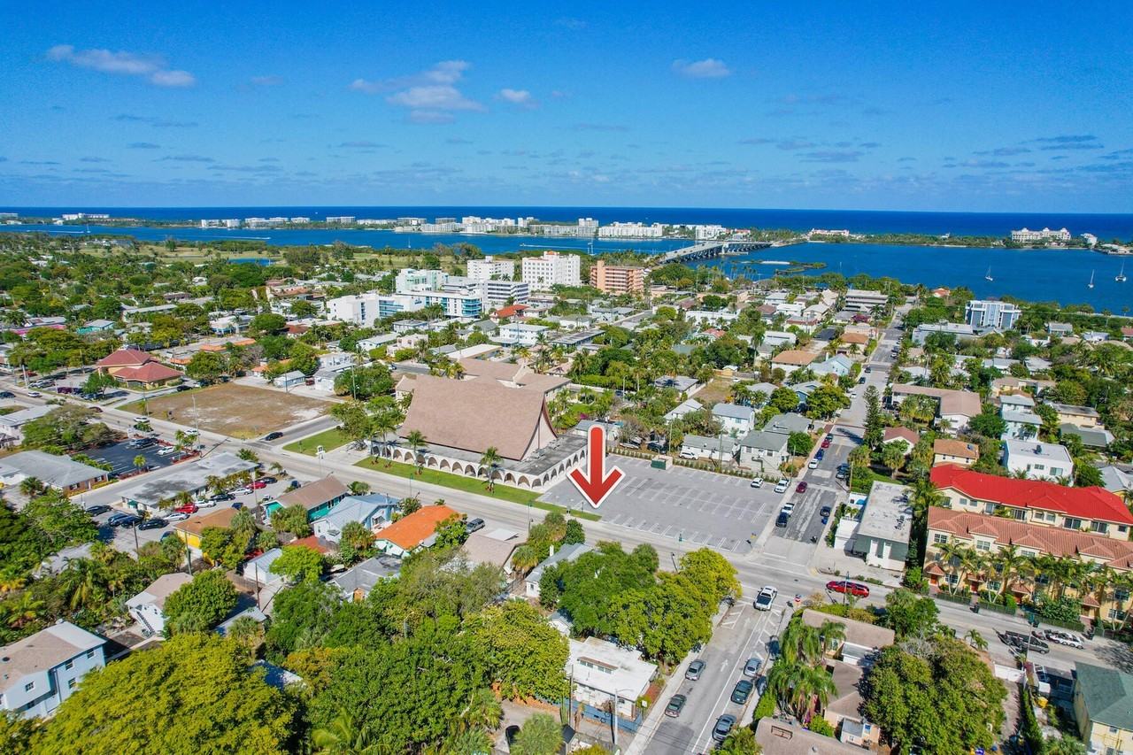 131 S Federal Hwy Apt 4 - Photo 4 of 17