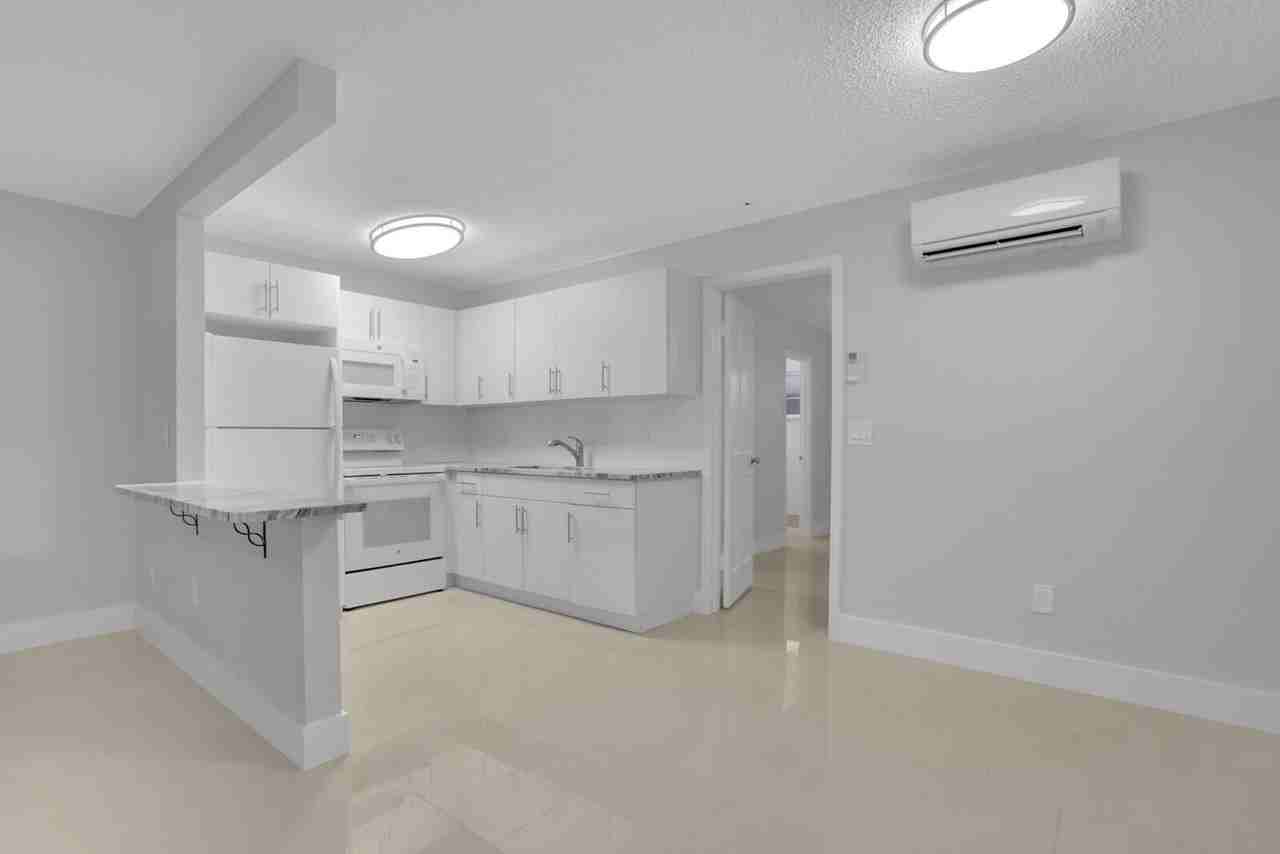 914 N Federal Hwy Apt 4 - Photo 4 of 18