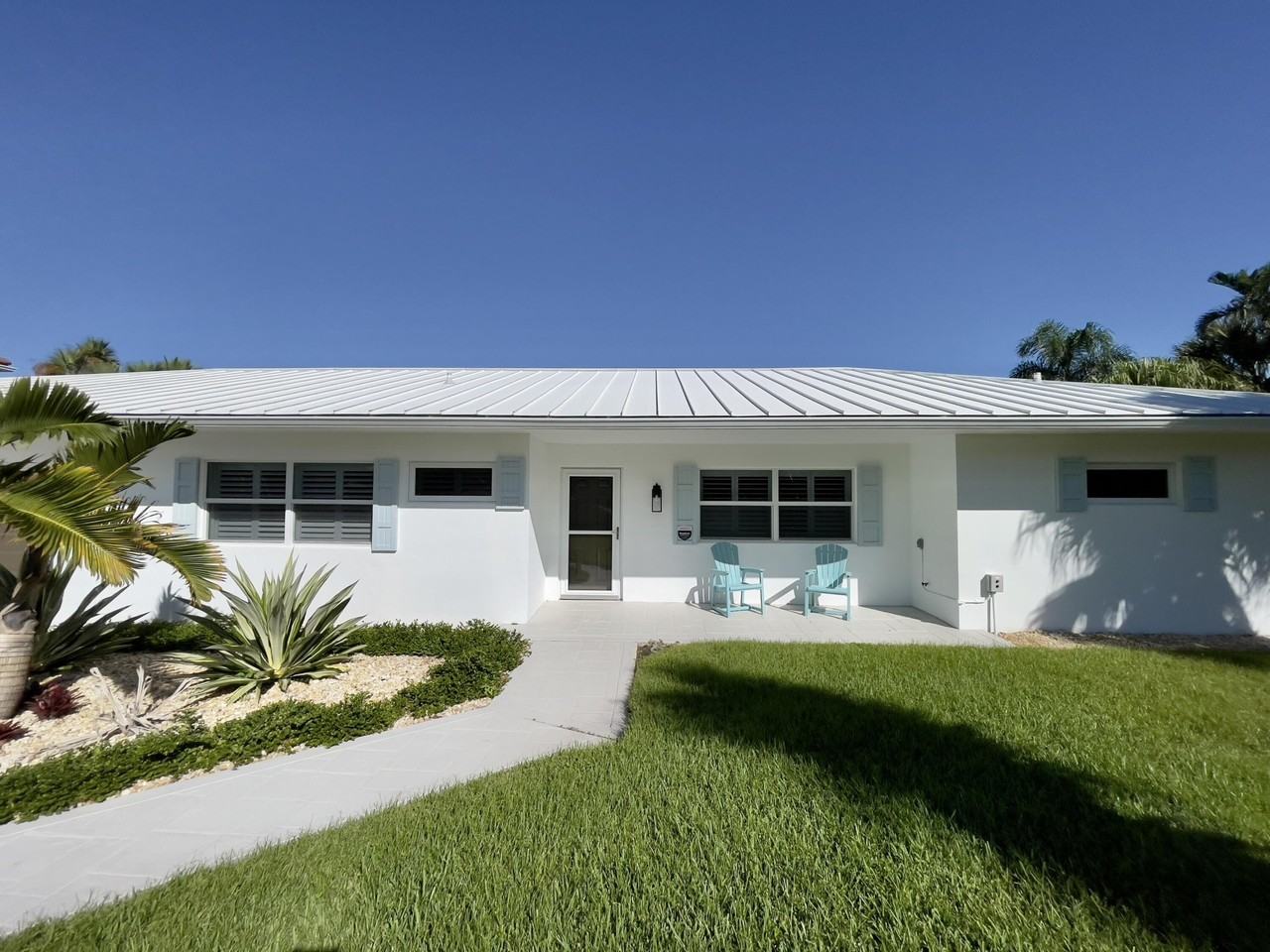 8585 Se Palm St - Photo 5 of 43
