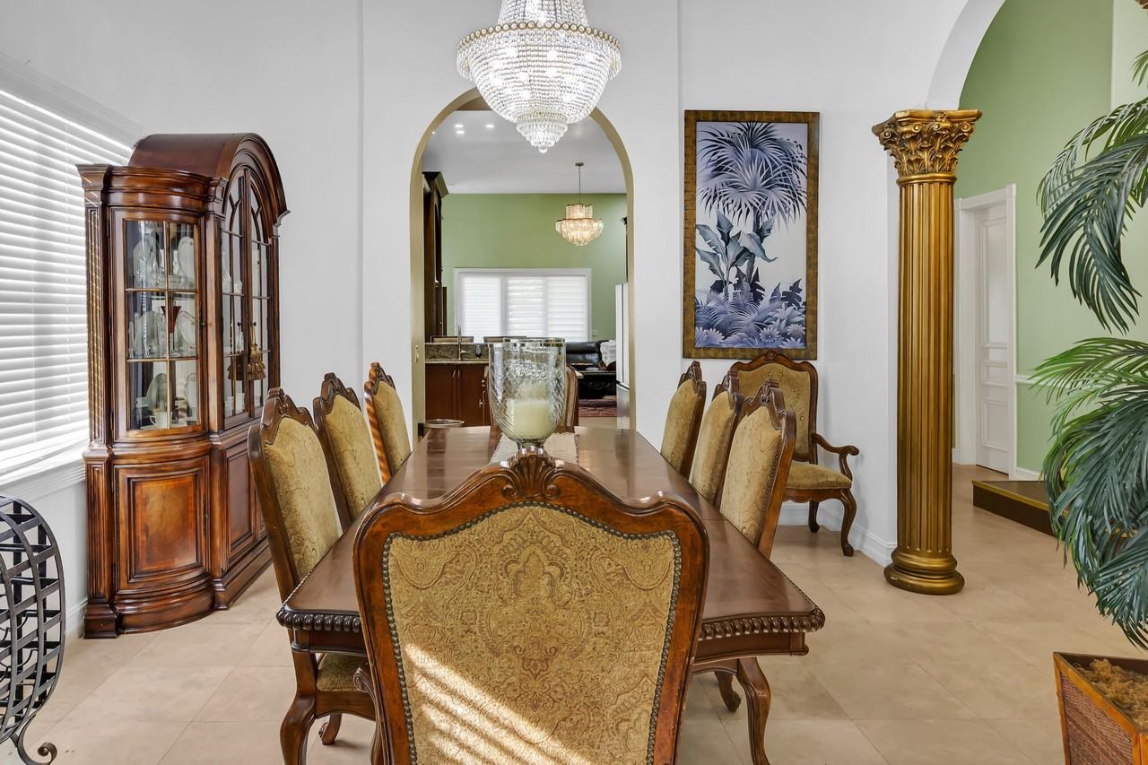 12121 70th Pl N - Photo 4 of 29