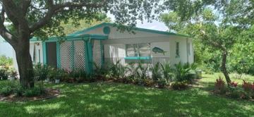 featured image of 1933 Ne Lake Pl