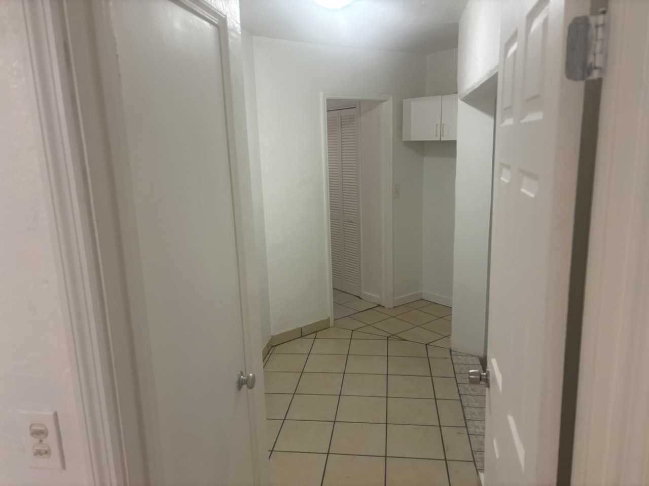 2424 Grant St - Photo 6 of 7