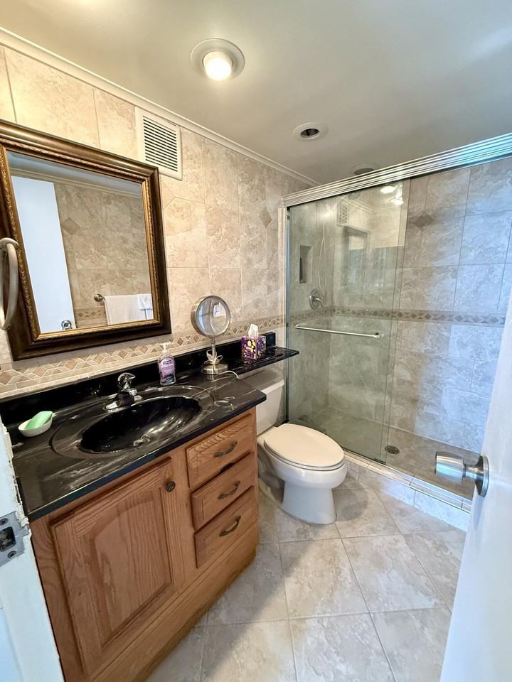 2017 S Ocean Dr Apt 1109 - Photo 7 of 9