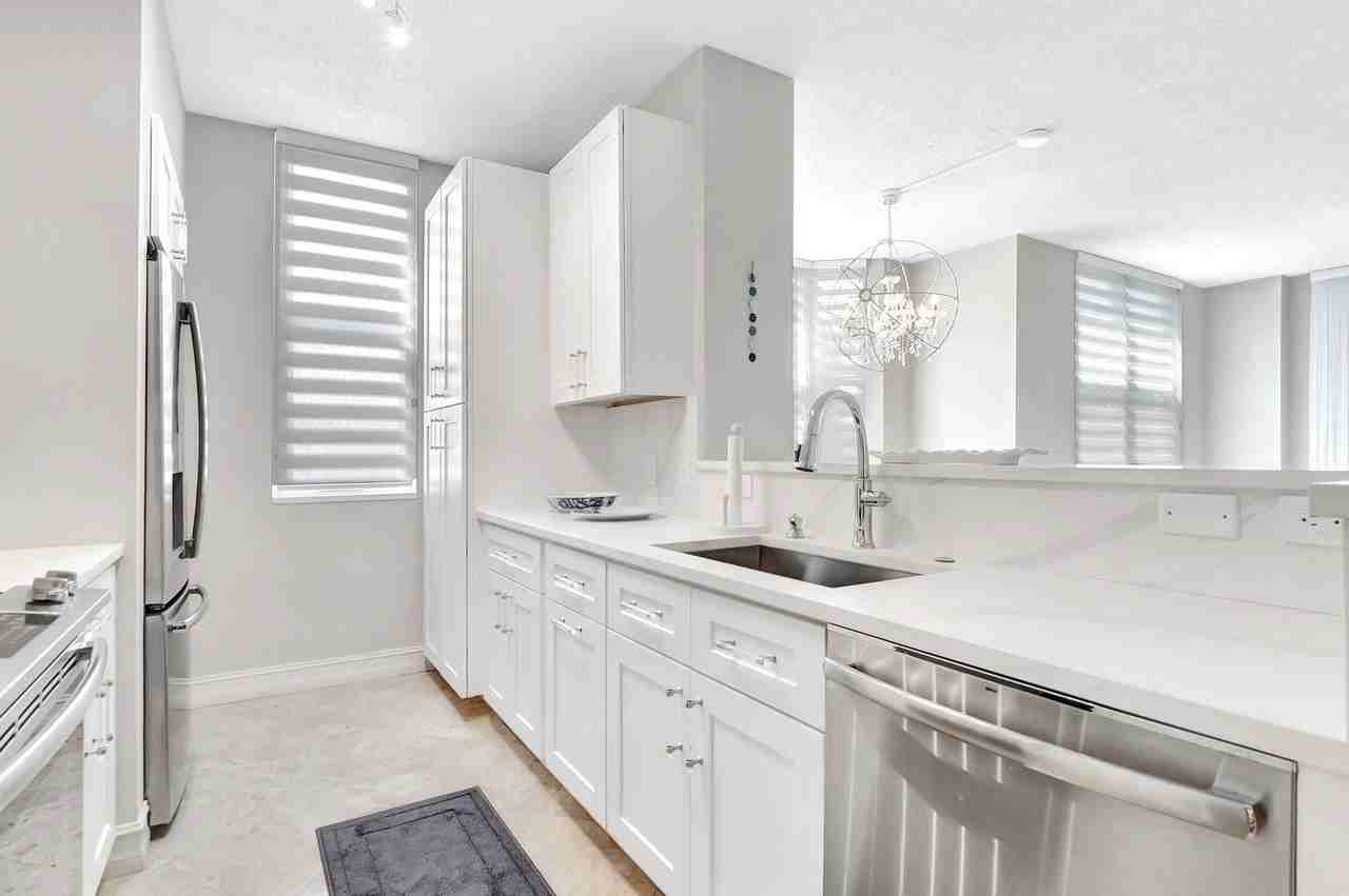 3606 S Ocean Blvd Apt 108 - Photo 5 of 50