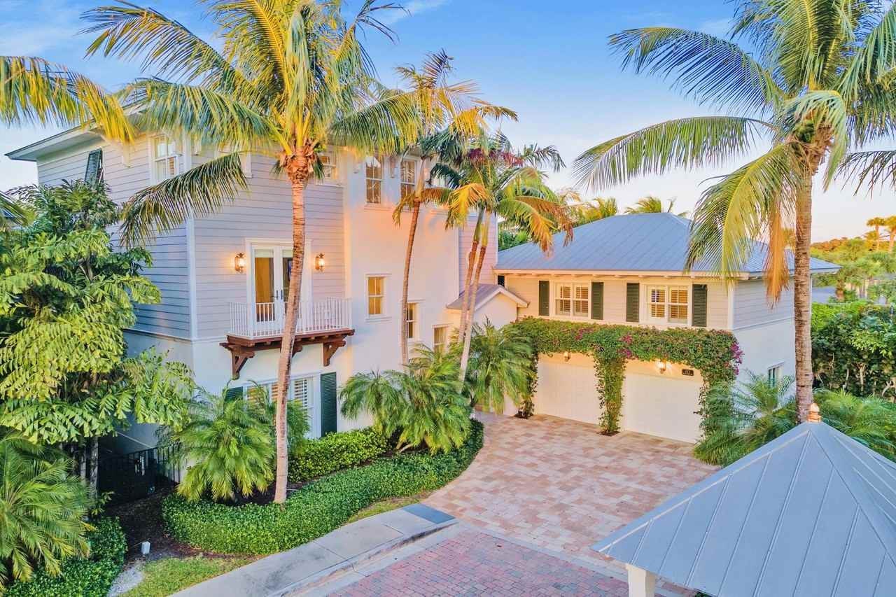 111 Beachwalk Ln - Photo 4 of 50
