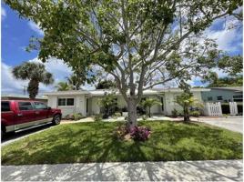 featured image of 2300 Ne 5th Ave #3