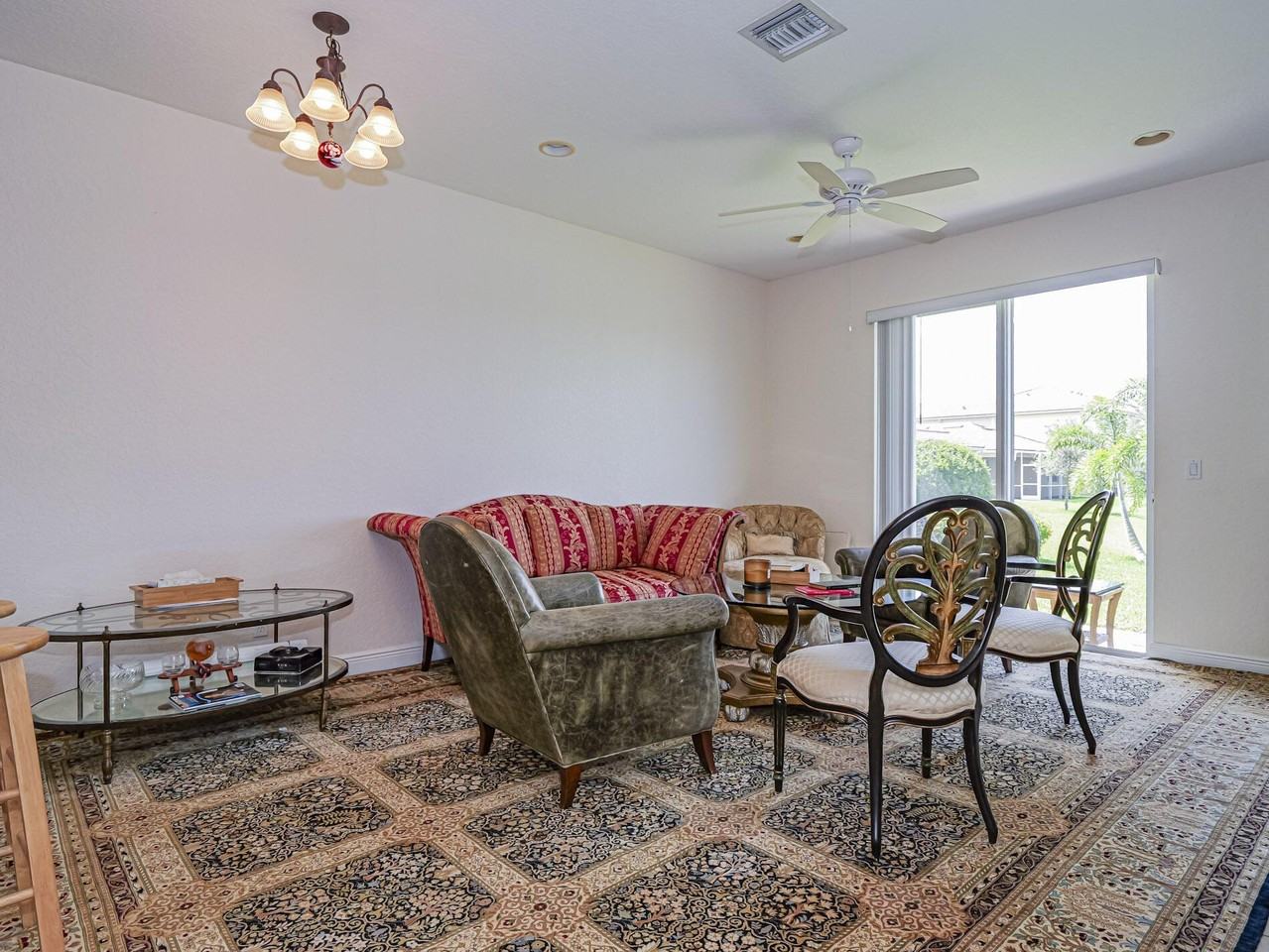 259 Provence Pl - Photo 6 of 31