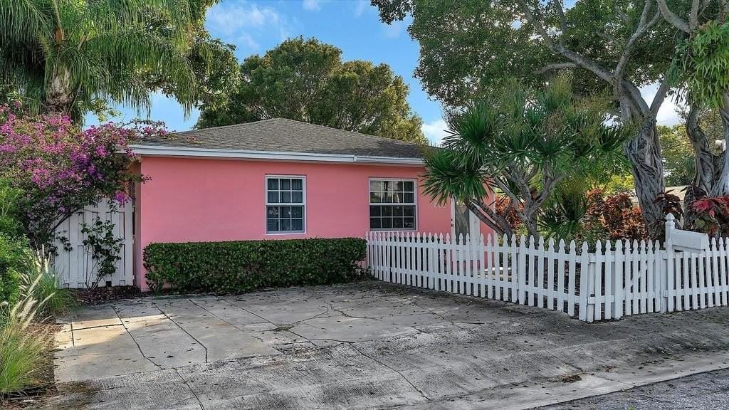 802 N J St - Photo 2 of 24