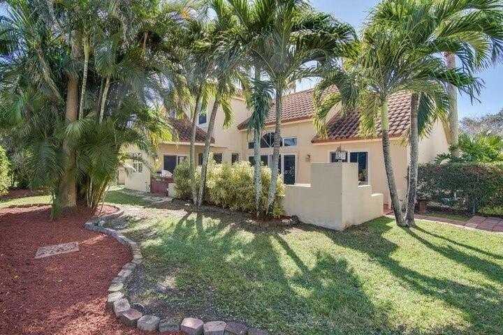 1343 Lake Breeze Dr - Photo 2 of 36