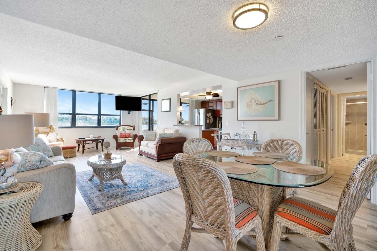1542 Jupiter Cove Dr #104 - Photo 5 of 50