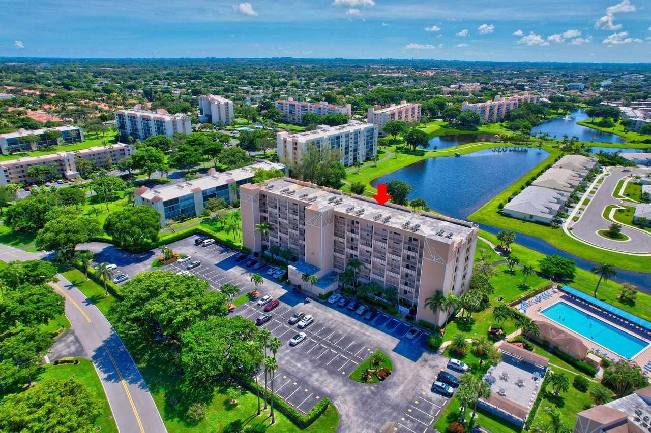 6866 Huntington Ln Apt 806 - Photo 5 of 50