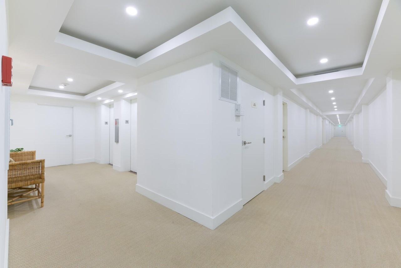 170 N Ocean Blvd Apt 511 - Photo 4 of 21