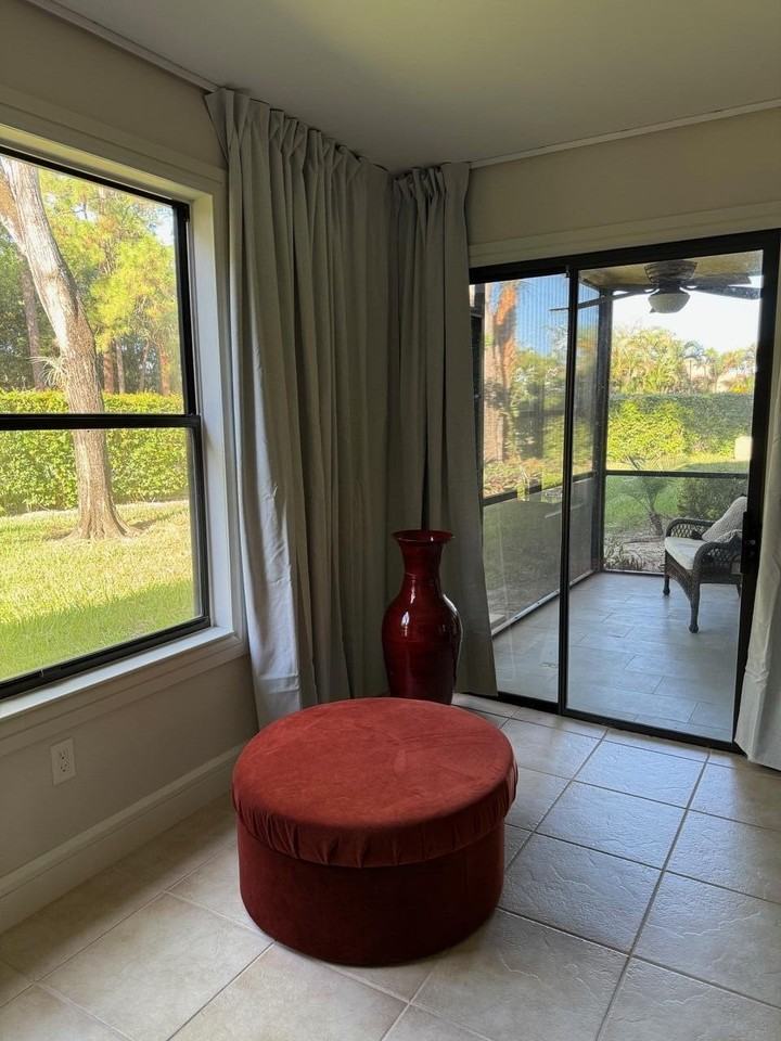 12959 Pennypacker Trl Apt 9 - Photo 4 of 25