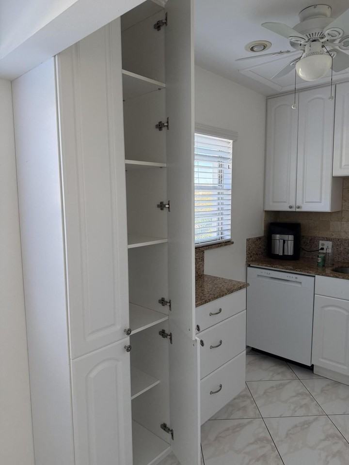 332 Mansfield H - Photo 5 of 27