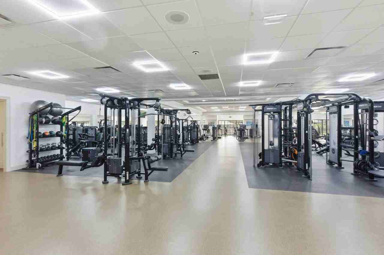 2495 Nw 66th Dr - Photo 7 of 50