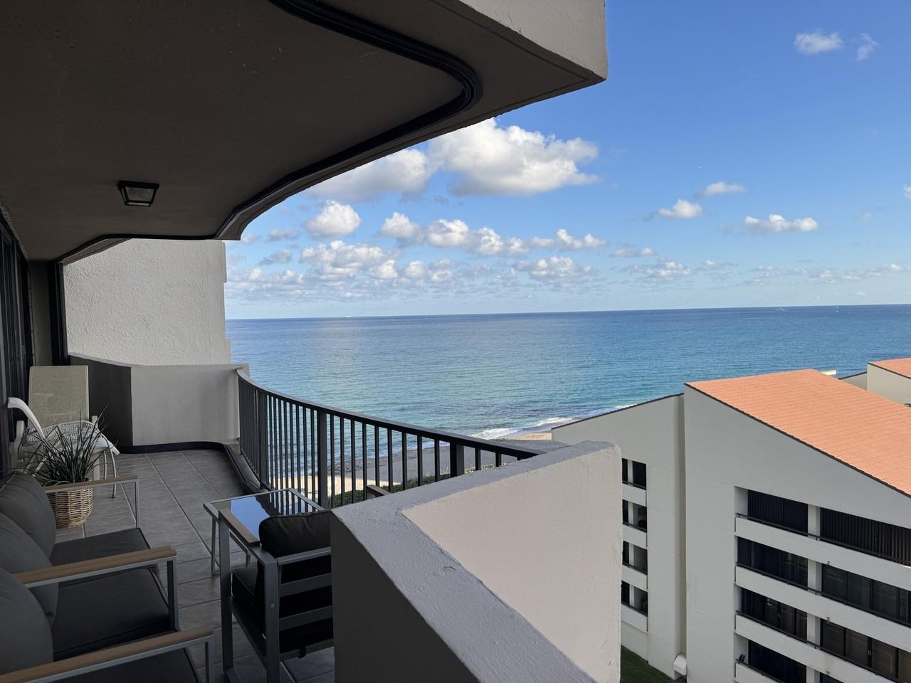 4200 N Ocean Dr #1-904