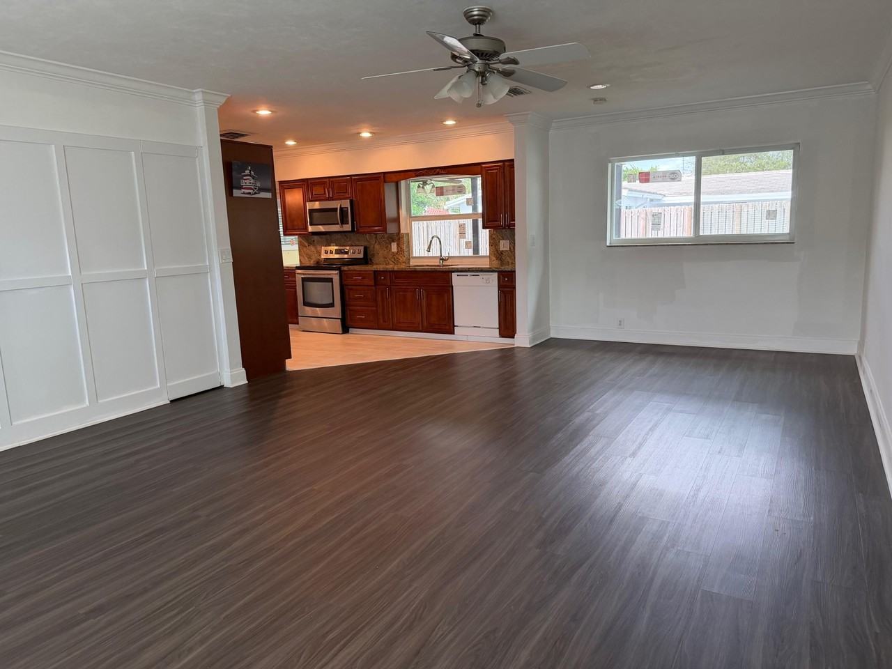 3 Forest Hills Ln - Photo 2 of 13