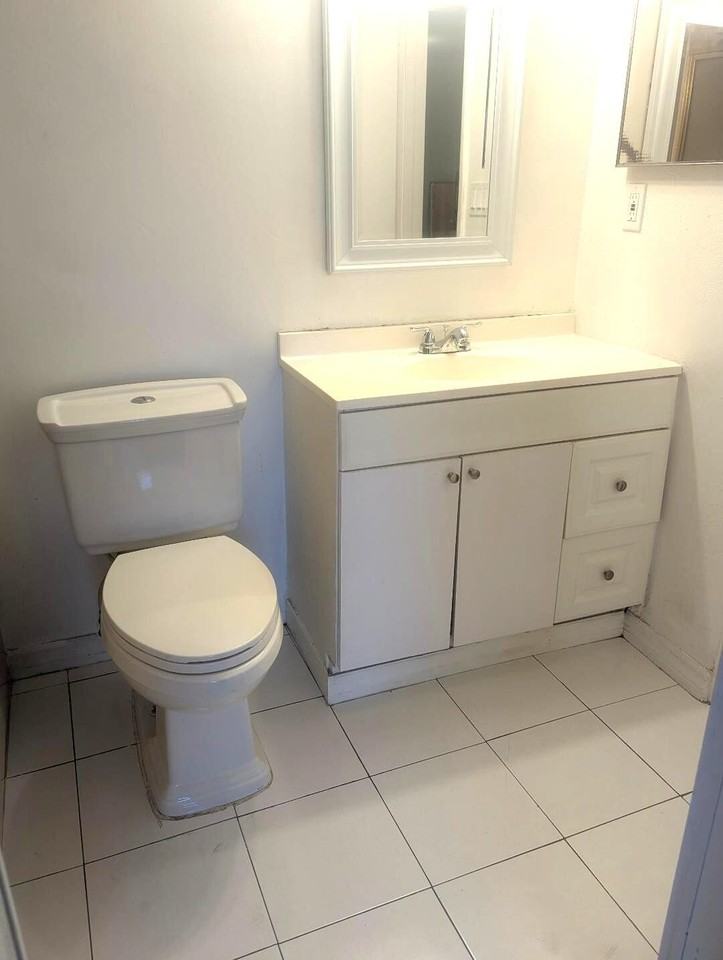 20400 Nw 7th Ave Apt 104 - Photo 3 of 6