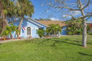 featured image of 922 Jackson Way