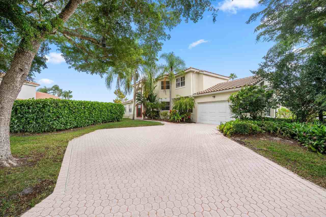 2104 Country Golf Dr - Photo 2 of 15