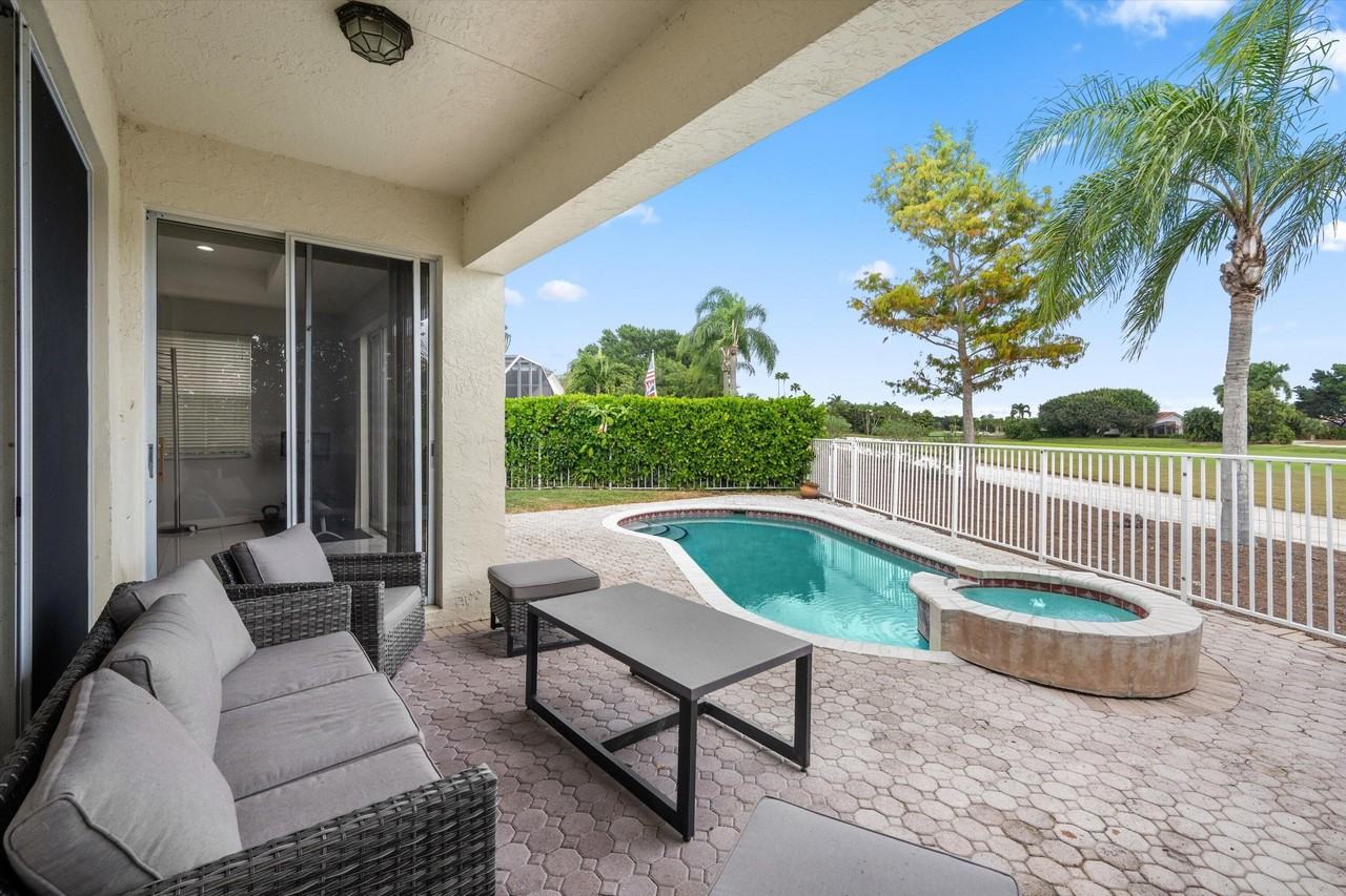 2104 Country Golf Dr - Photo 4 of 15