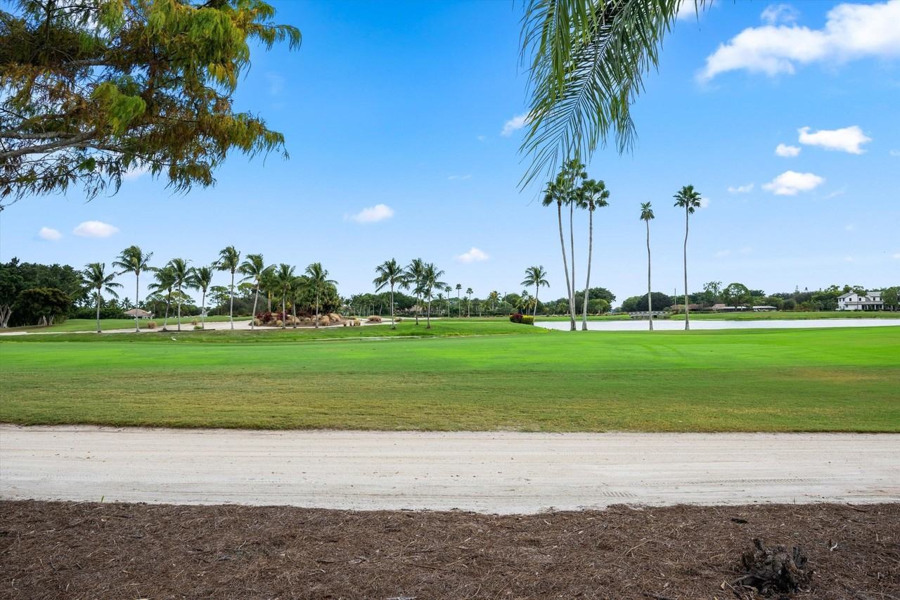 2104 Country Golf Dr - Photo 5 of 15