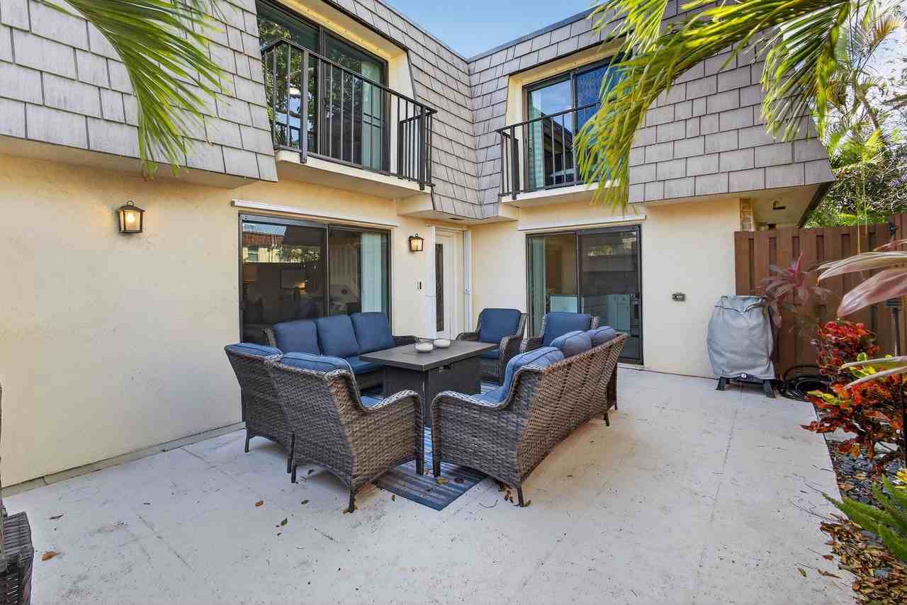 112 Ocean Cove Dr - Photo 6 of 50