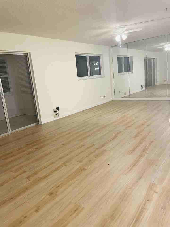 725 Lori Dr Apt 412 - Photo 3 of 10