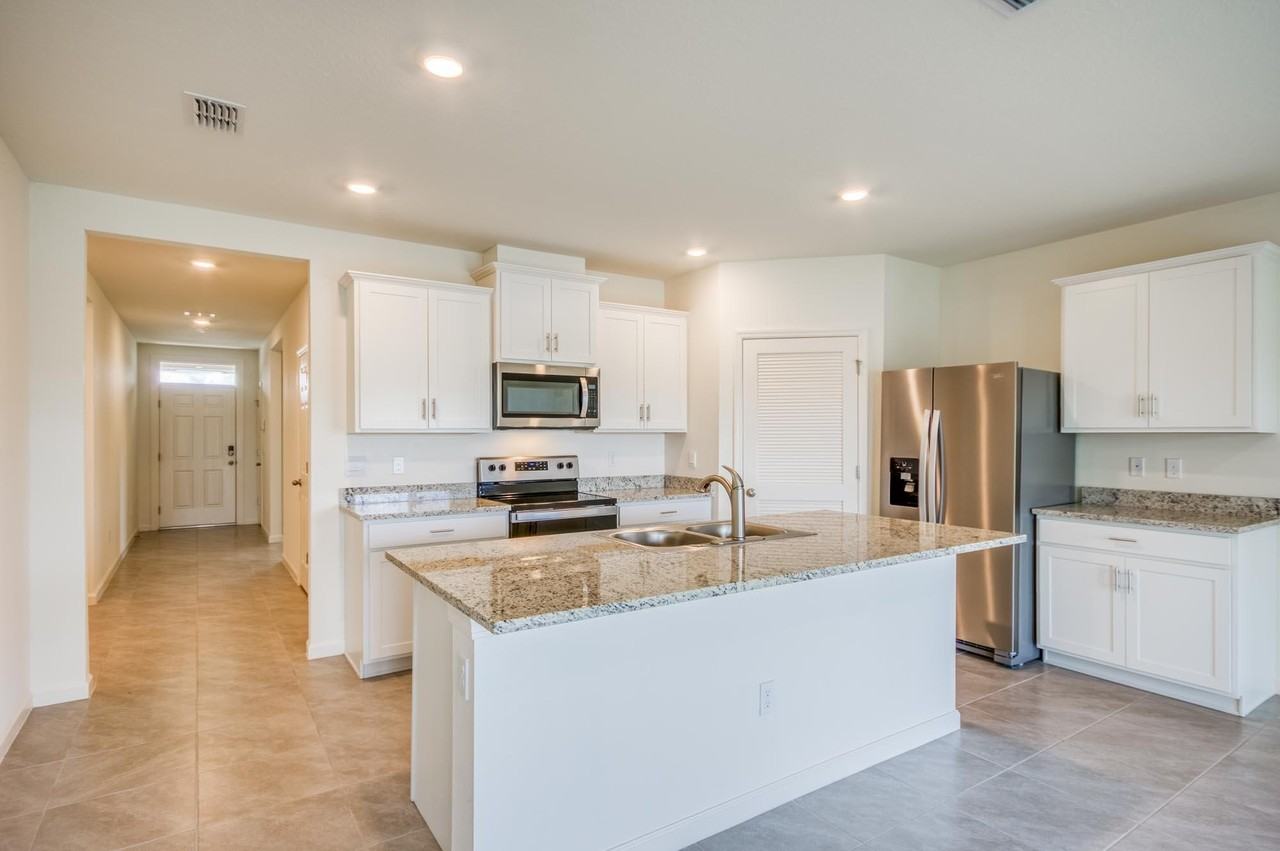 9767 Sw Triton Way - Photo 5 of 50